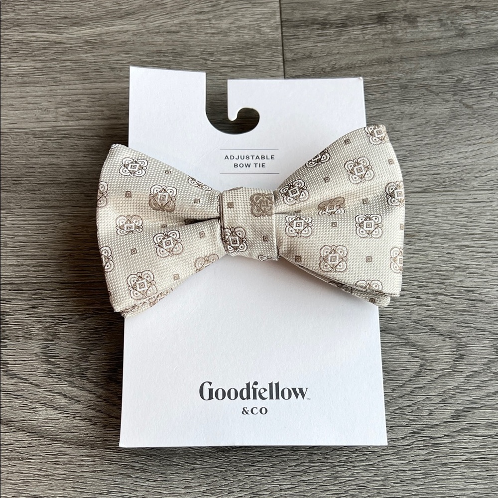 Goodfellow & Co Kids' Tan Patterned Bow Tie